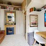 Casa Volpe * باريس